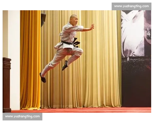 毽赛惊现功夫魂：高手足尖演 “云手旋风”